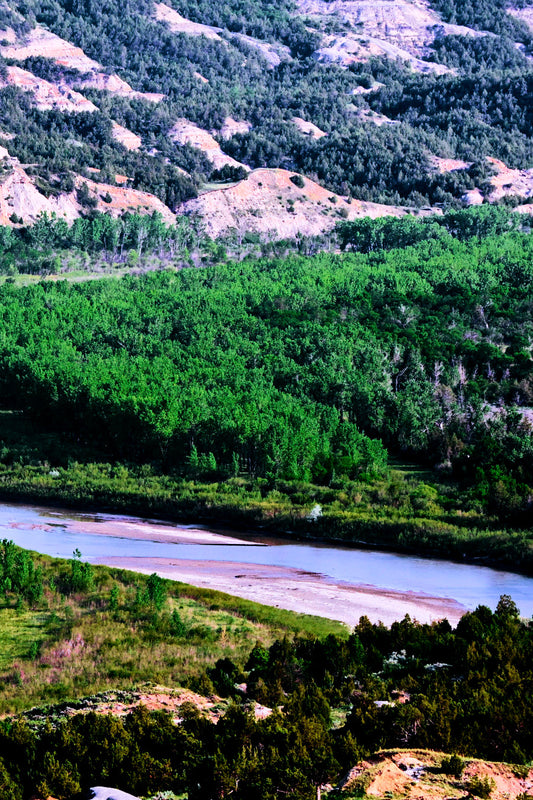 Landscape image of a ravine, taken by Jonnise Macomson