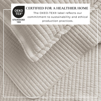 Solid Quilt - Alicia Collection